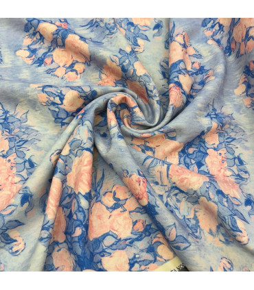 Blomstret ull med stretch-165